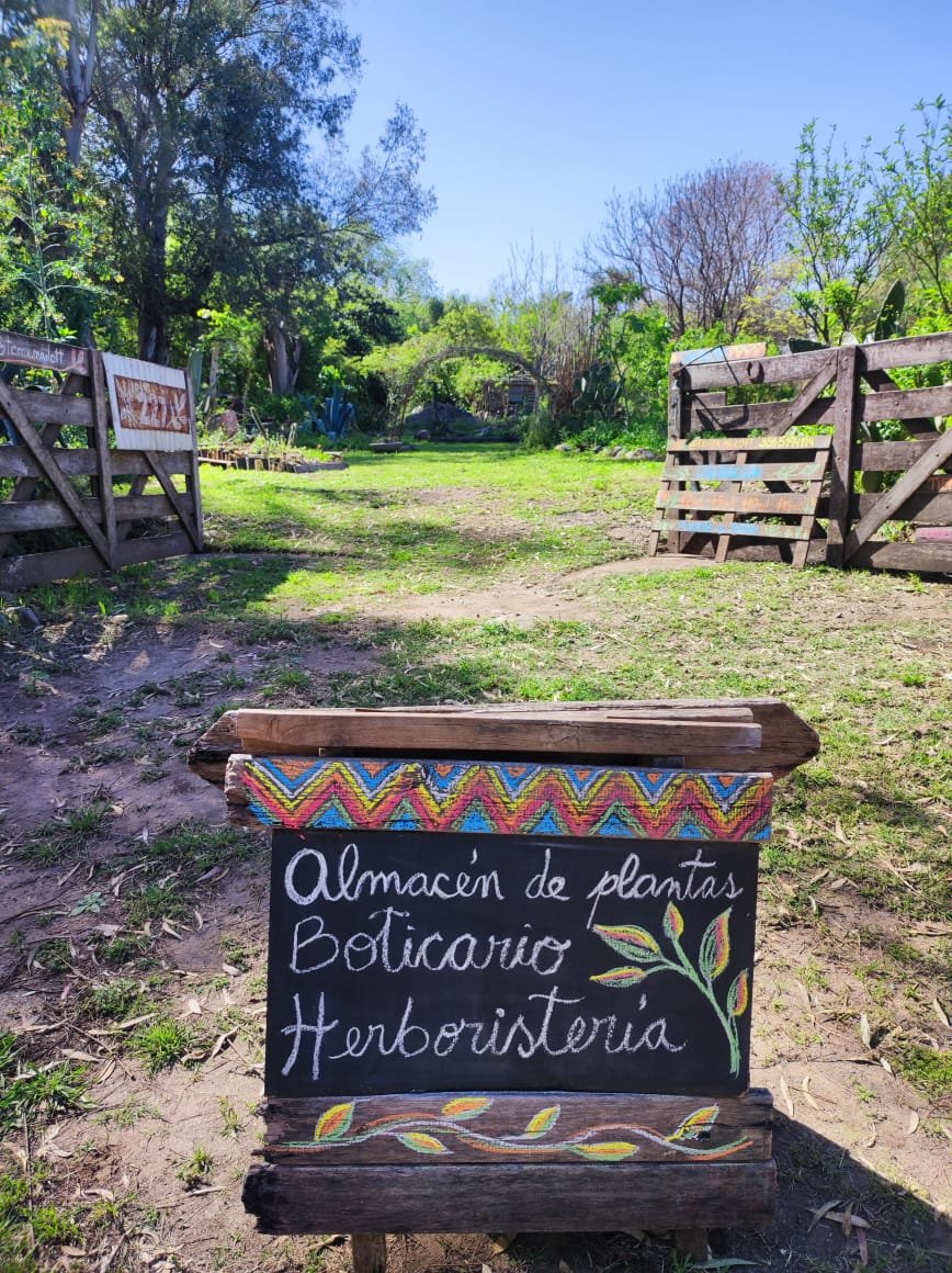 Tierra Mailott, Sargento Cabral 227, Villa Allende, Entrada principal, Bienvenido a Tierra Mailott